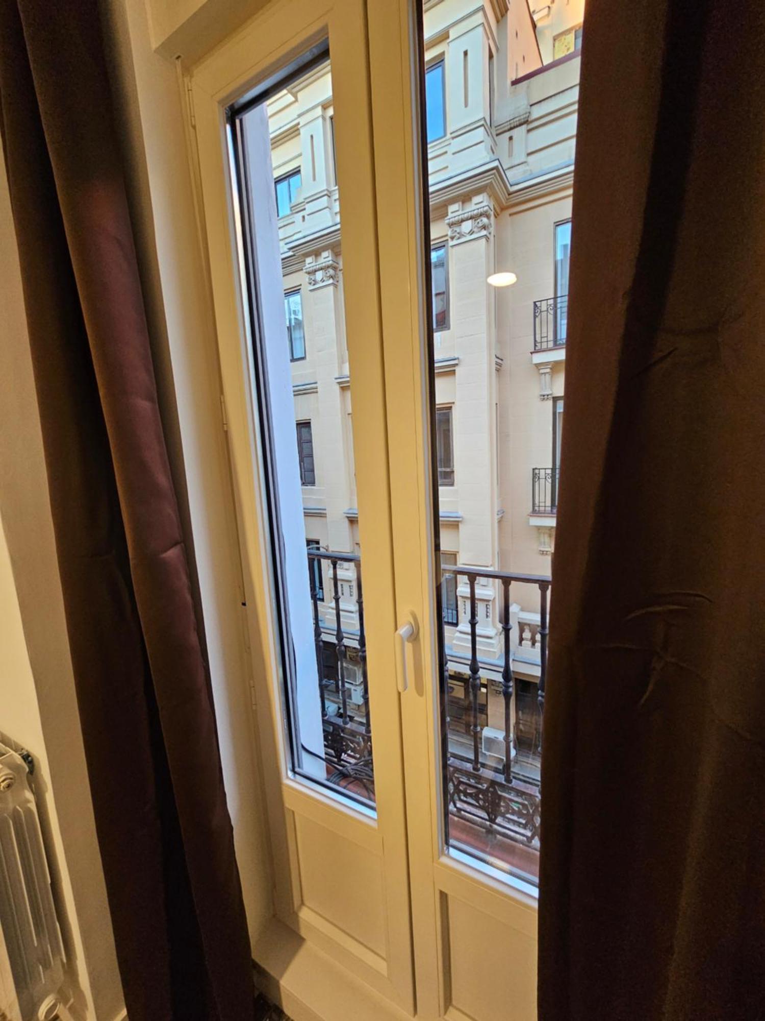 Hostal Andrea Granvia 마드리드 외부 사진