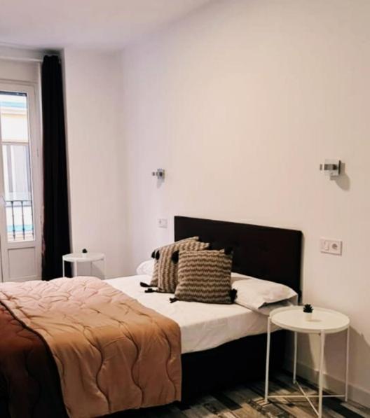 Hostal Andrea Granvia 마드리드 외부 사진