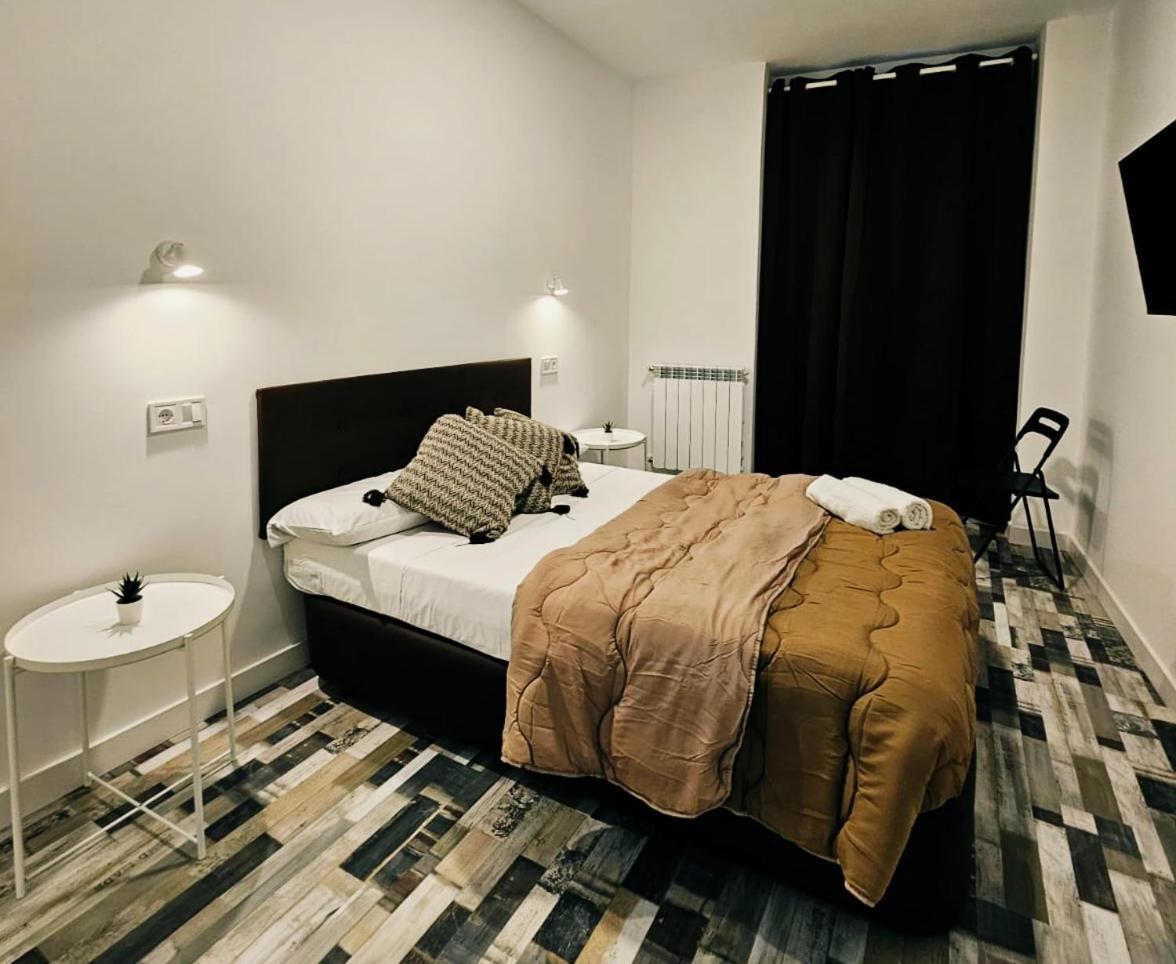 Hostal Andrea Granvia 마드리드 외부 사진
